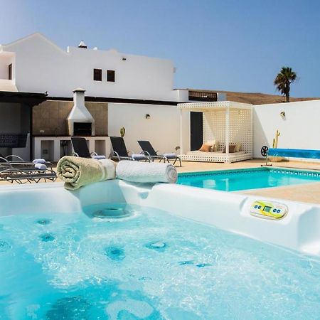 Villa Maday May Плая Бланка Екстериор снимка